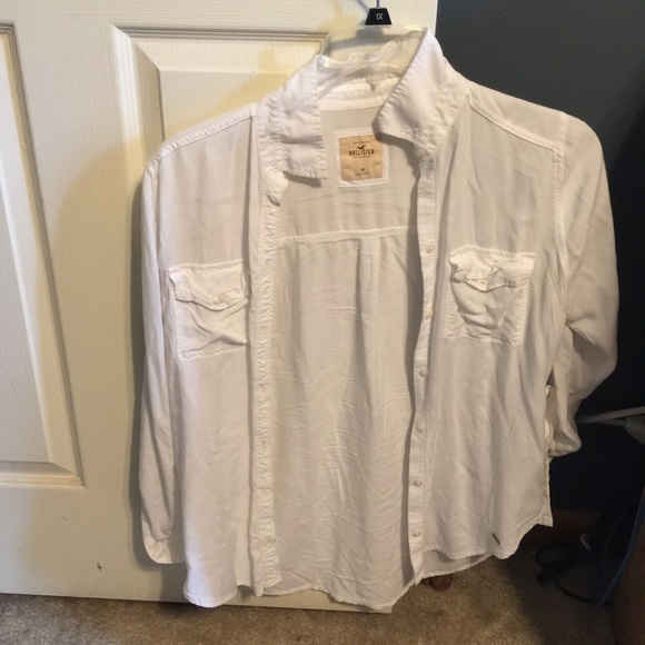 Hollister size medium button up
