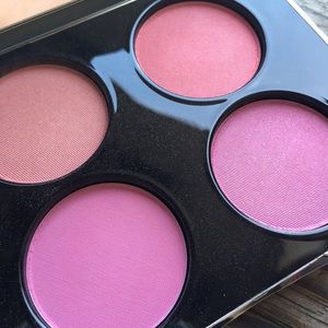 Tarina Tarantino Dollskin Cheek Palette