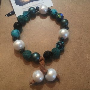 Lava, Pearl & Druk Bracelet