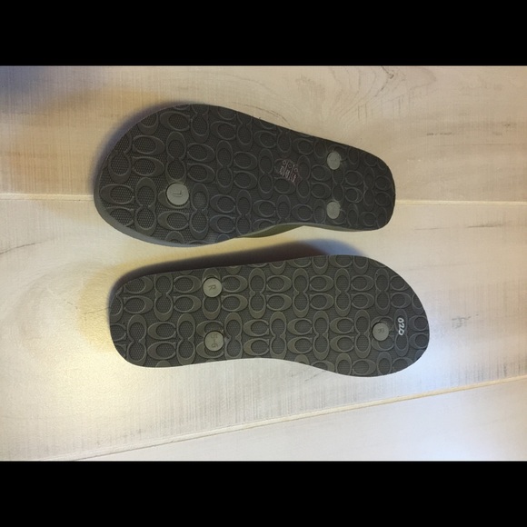 COACH New Sandals Flip Flops Flipflops Slides Shoe - Picture 2 of 4
