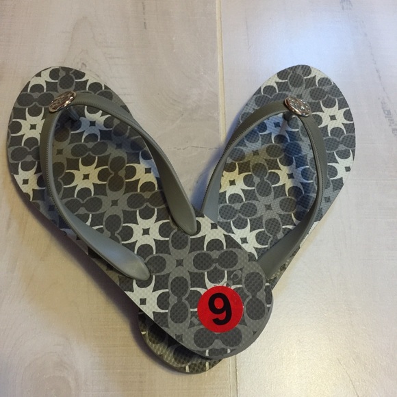 COACH New Sandals Flip Flops Flipflops Slides Shoe - Picture 4 of 4