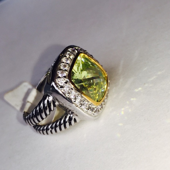 🚫sold🚫peridot ring - Picture 2 of 3