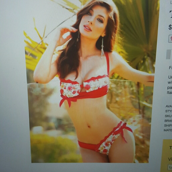 Im looking for : Lady Lux bikini truth or dare