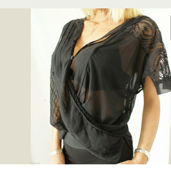 Gary Graham Tops - SOLD!#Gary Graham gorgeous blouse