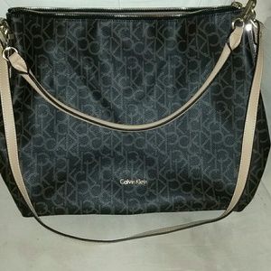 Calvin Klein shoulder / tote
