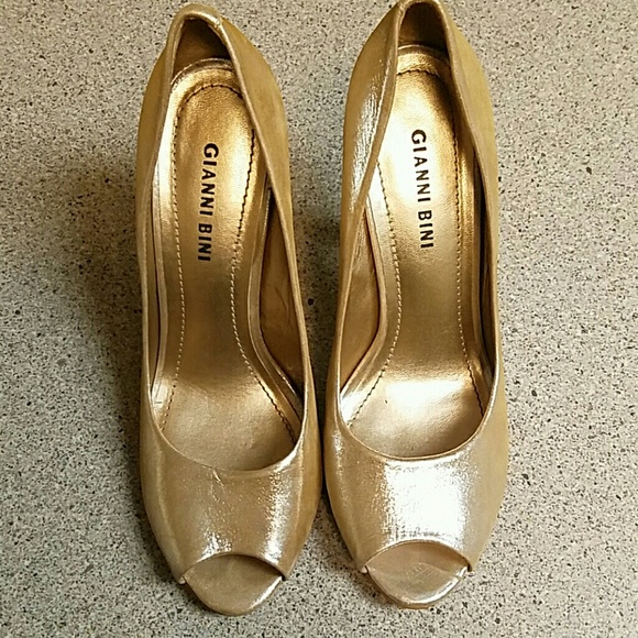 Gianni Bini heels