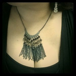 💥💥SOLD💥💥Beautiful tassel necklace