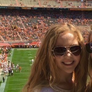 Meet your Posher, Haley
