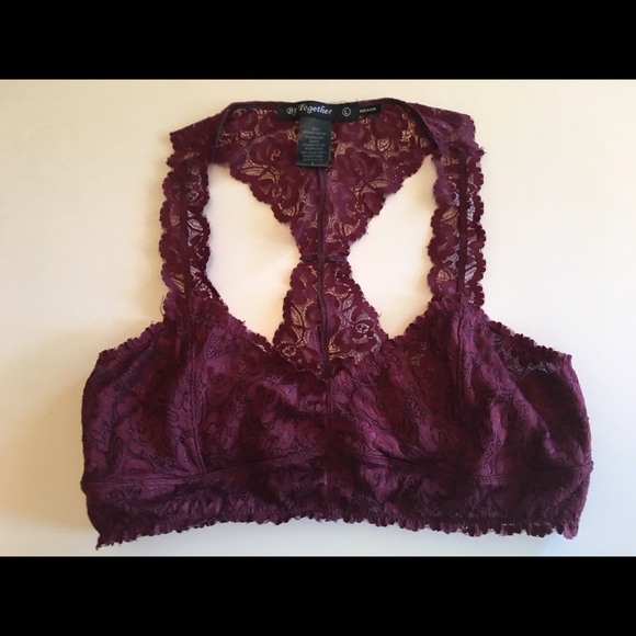 Burgundy lace bralett
