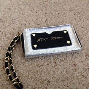 NWOT Betsy Johnson Wristlet