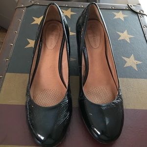 Coral como kitten heels