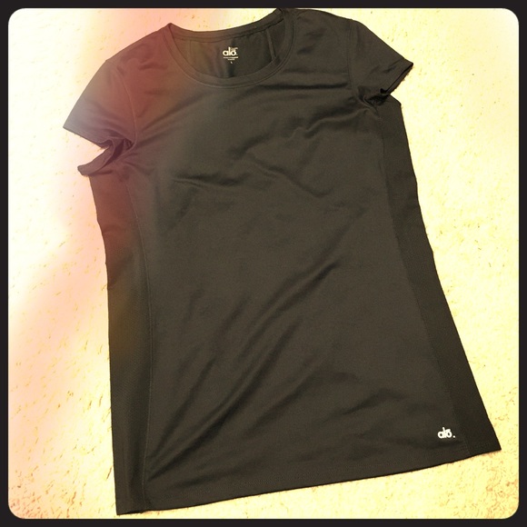 Alo Cool Fit Athletic Top