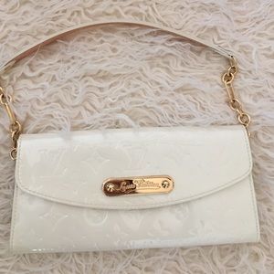 Louis Vuitton Wallet on Chain