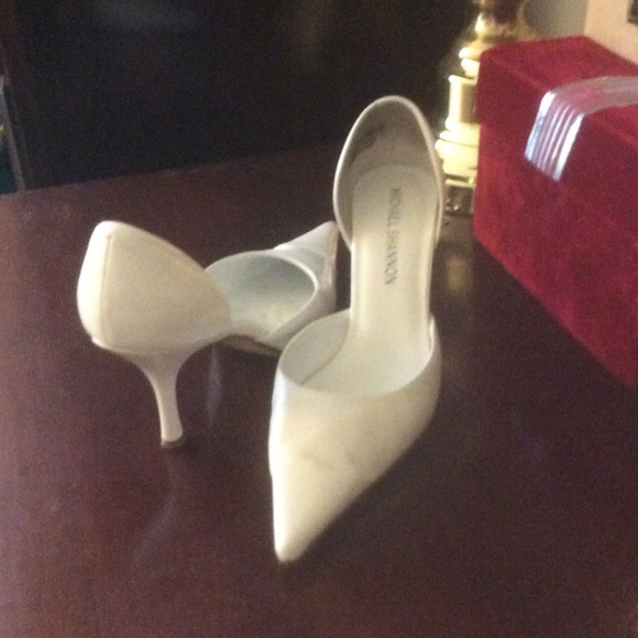 Shoes - Picture 2 of 3