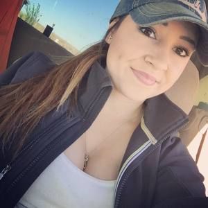 Meet your Posher, Connie