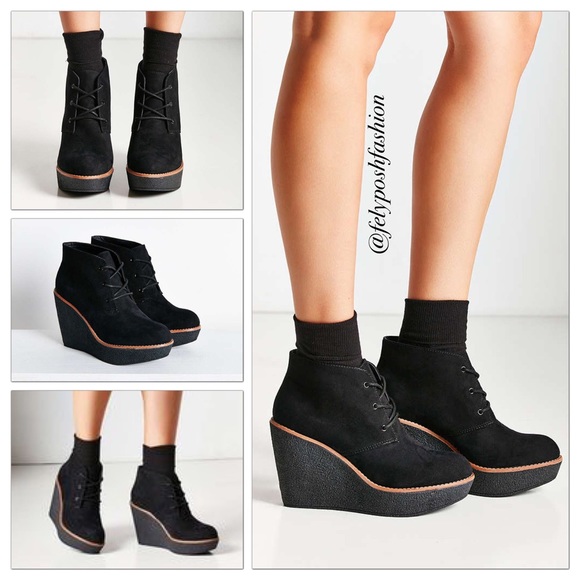 urban outfitters platform boots