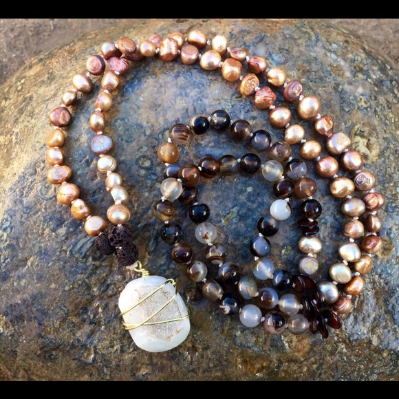Jewelry - Handmade Mala Bead Druzy Necklace