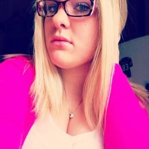 Meet your Posher, Alyssa