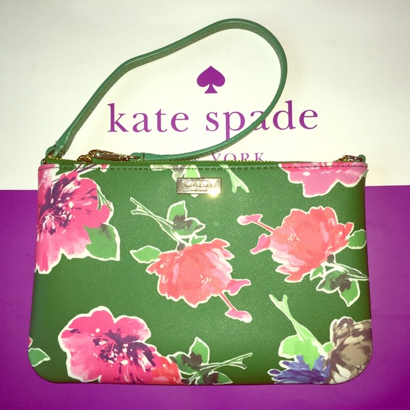 kate spade Handbags - Take 20-40% OFF  Kate Spade ♠️ Lolly Wristlet NWT
