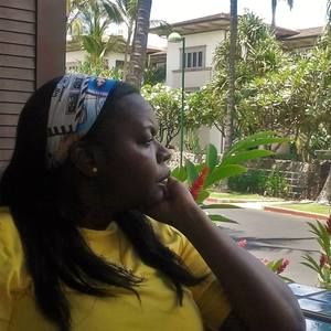 Meet your Posher, Maxine