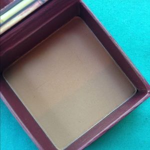 Benefit Hoola