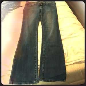 Modern boot cut