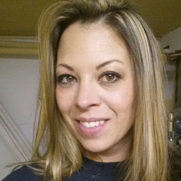 Meet your Posher, Beth - Picture 1 of 1