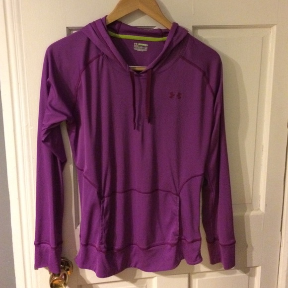 Under Armour Sweatshirt
