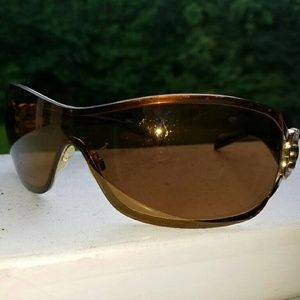 Additional pics of Chanel glasses
