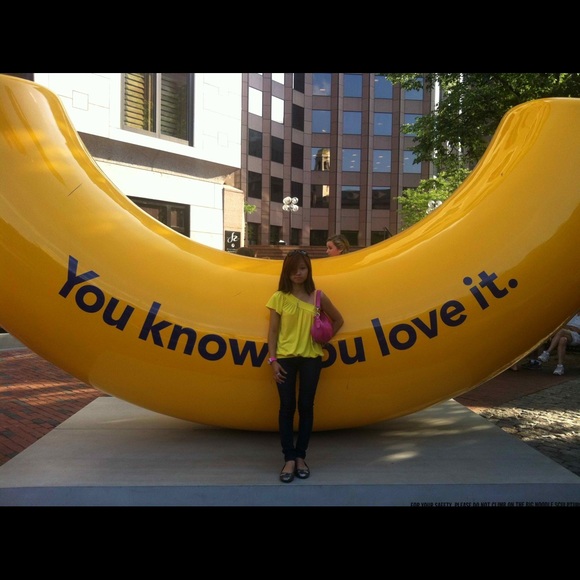 Meet your Posher, Sarah - Picture 2 of 5