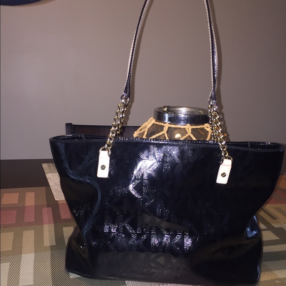 Michael Kors Handbags - Michael Kors purse