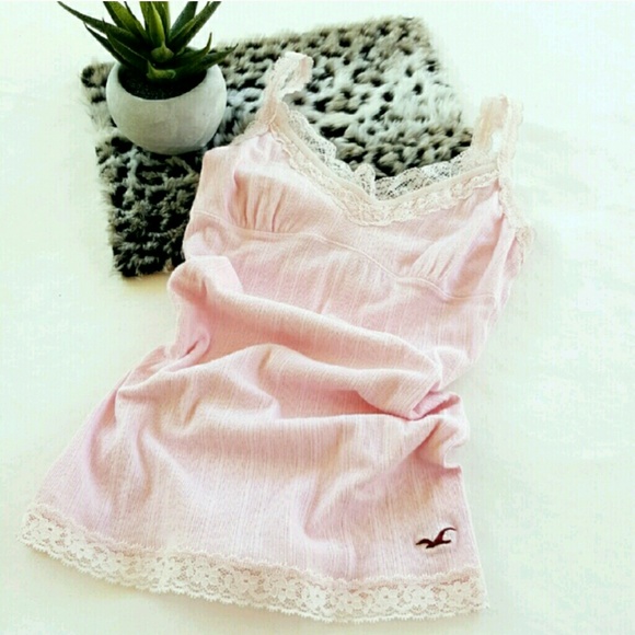 Hollister Tops - HOLLISTER | Soft Pink Lace Tank