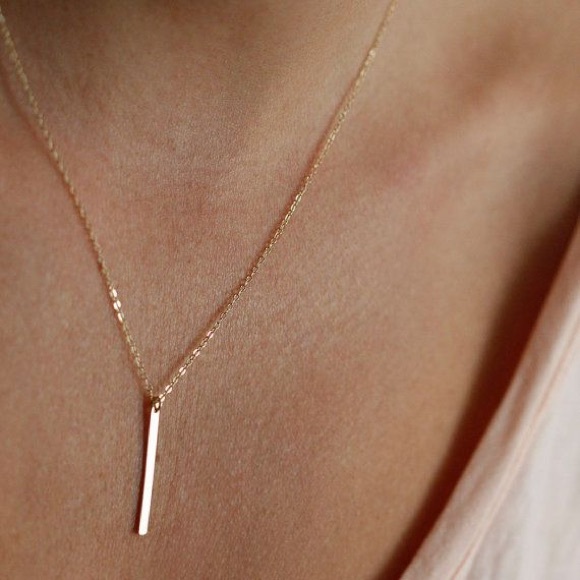 Boutique Jewelry - 💜 Gold Bar Necklace