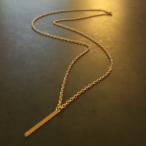 💜 Gold Bar Necklace - Picture 4 of 4