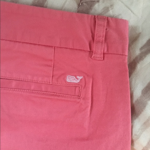 Vineyard Vines Shep and Ian Short (Size 2)
