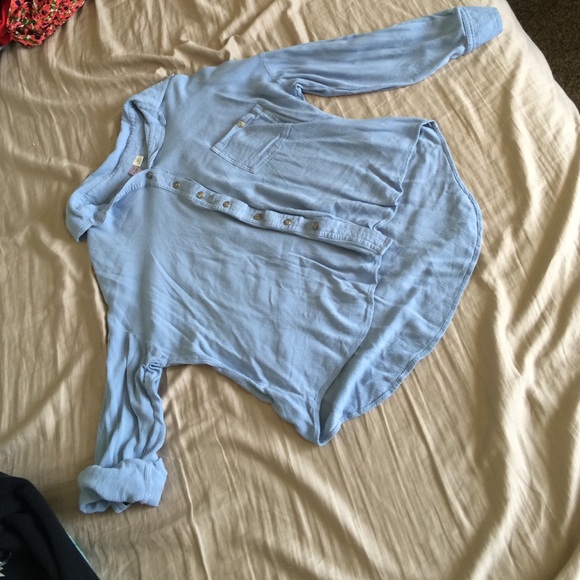 Blue button up high-low blouse