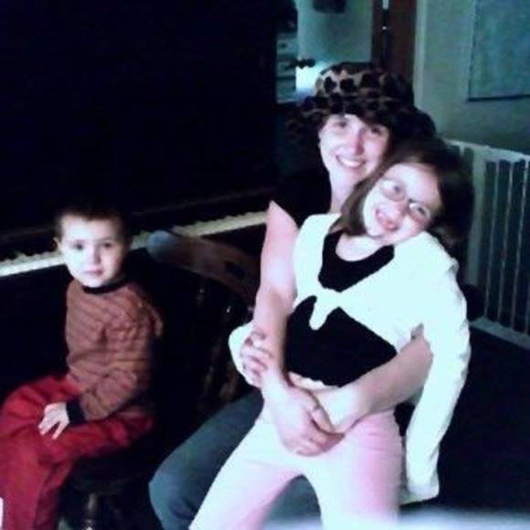 Meet your Posher, Amii - Picture 1 of 1