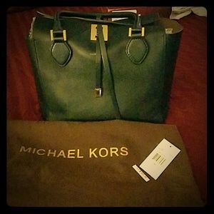 Michael Kors Miranda DONT BUY for J! TRADE