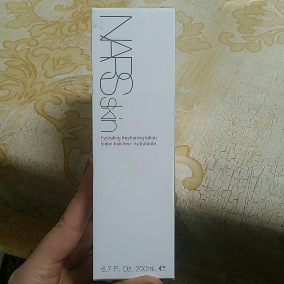 Nars skin Hydrating freshening lotion - Picture 1 of 4
