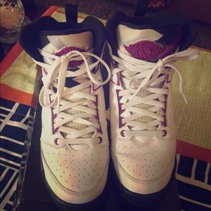 Jordan Sixty Plus GS white red plum - black