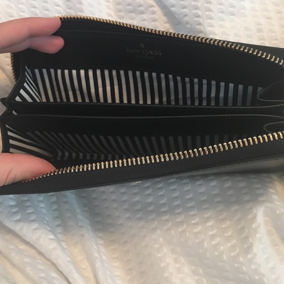 Kate spade wallet - Picture 2 of 4