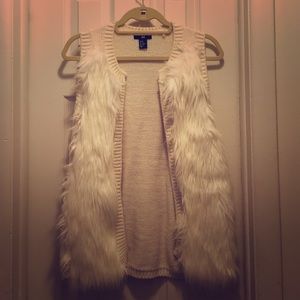 H&M white furry sweater vest