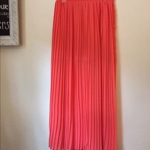 Sheer pleated maxi skirt