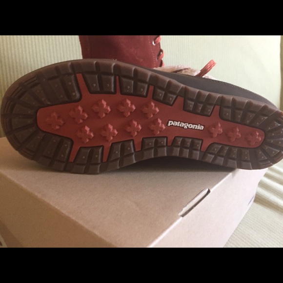 SALE❗️❗️Patagonia activist fleece waterproof boots - Picture 4 of 4