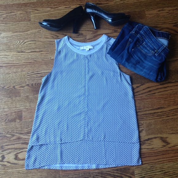 LOFT Tops - Loft Sleeveless Top sz XS