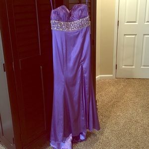 Formal gown. Prom gown.