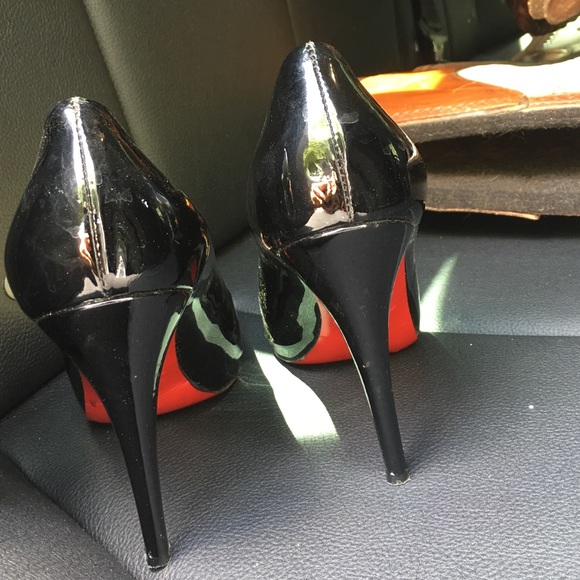 Christian Louboutin size 37 1/2