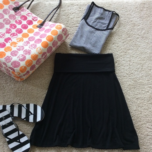 Old Navy Dresses & Skirts - Old Navy skater skirt