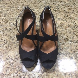 Chinese laundry black platform wedges 👠