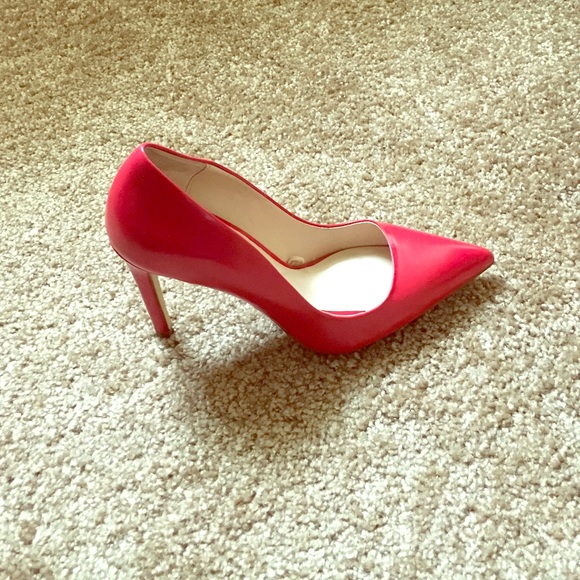 Red Pump from Zara, size 6.